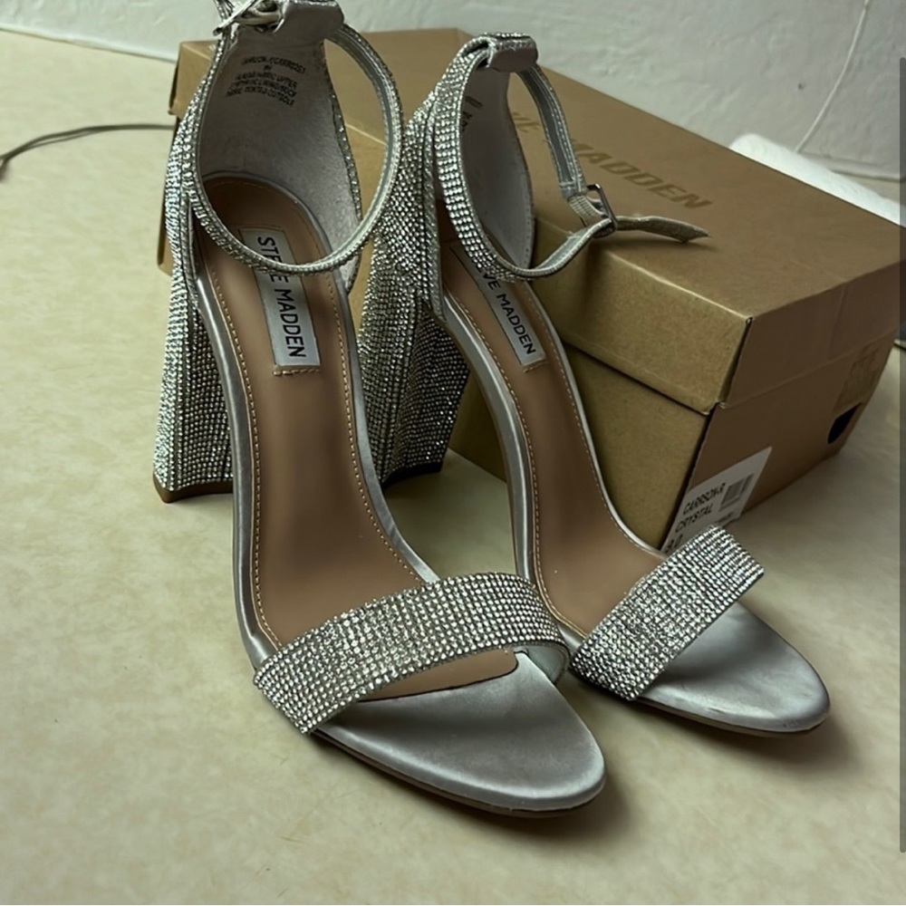 Steve Madden heels size 9
